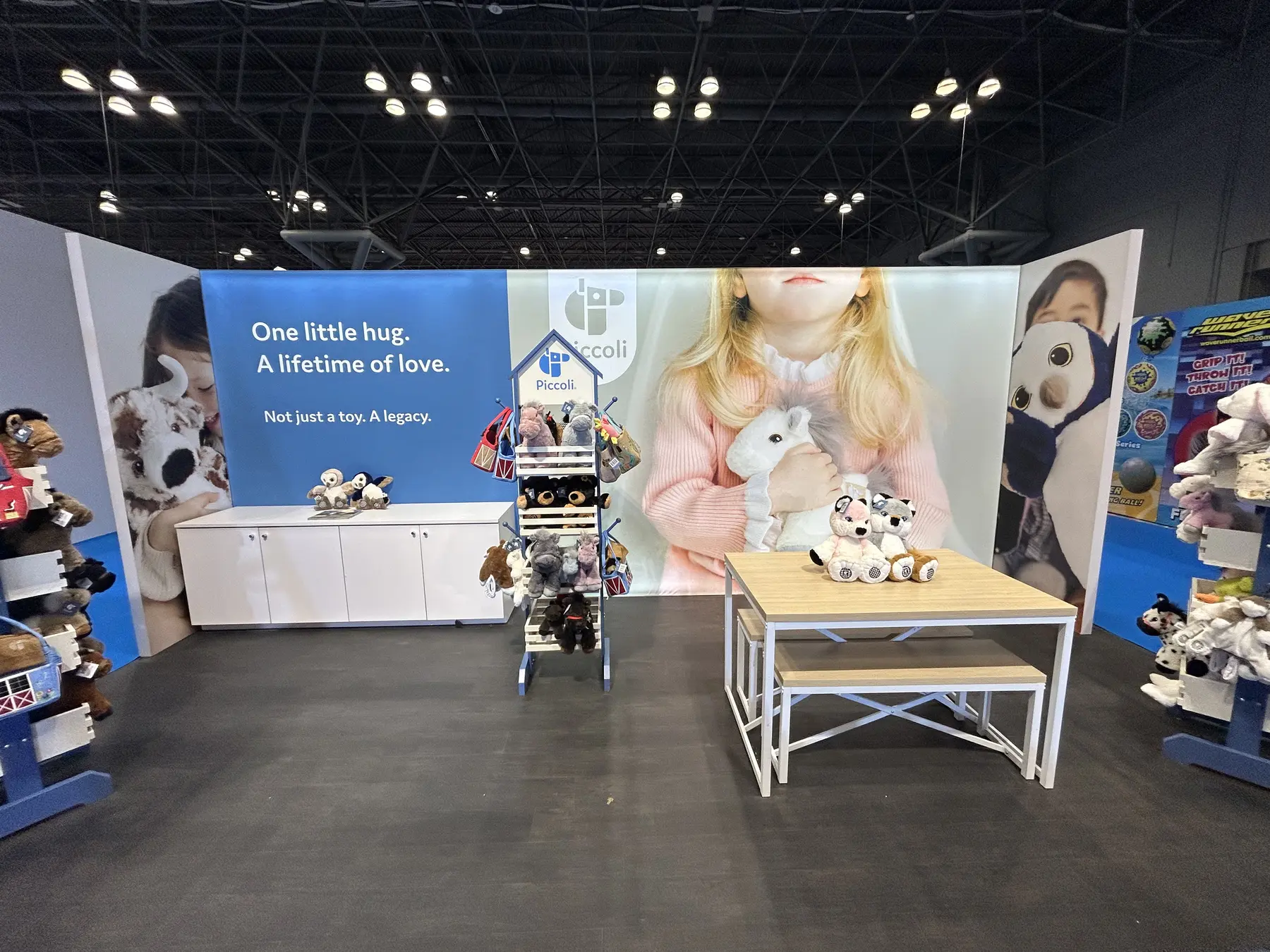 Piccoli Product exhibit project view 2